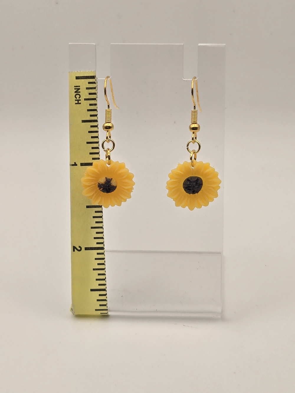 🚨Yellow Sunflower Drop Earrings with Gold-Tone Hooks